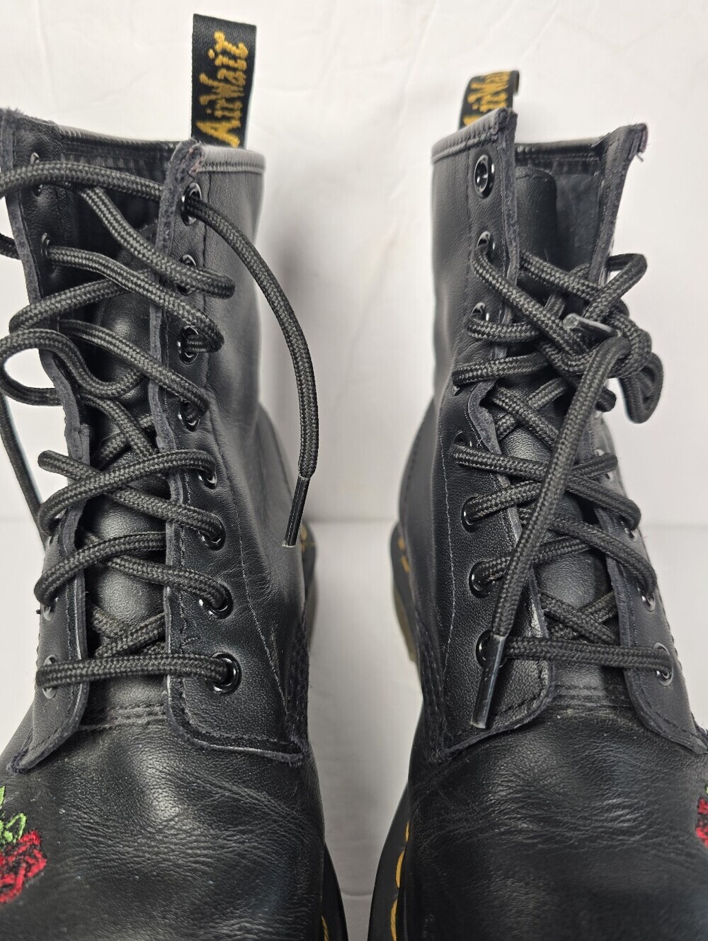 Dr. Martens 1450 Vonda Women's Black Leather Lace-Up Boots Red Rose Embroidery 6 - Picture 4 of 13